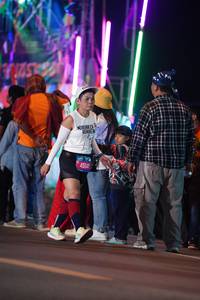 BIB: 521, 45145
                            <button type="button" onclick="openModal(20748930)" class="btn btn-primary btn-sm float-right btn-popup" data-toggle="modal" data-target=".modal-high-quality">
                        <i class="fas fa-shopping-cart"></i> Add to Cart
                    </button>
                                            <button type="button" onclick="isThisMe(20748930, true)" class="btn btn-success btn-sm float-right btn-popup btn-isme hidden" data-toggle="tooltip" data-placement="bottom" title="นี่คือรูปของคุณใช่ไหม คลิกที่นี่เพื่อเอาเข้าอัลบั้ม">
                        <i class="fas fa-plus"></i> Add to album
                    </button>
                    <button type="button" onclick="isThisMe(20748930, false)" class="btn btn-warning btn-sm float-right btn-popup btn-isnotme hidden">
                        <i class="fas fa-ban"></i> Remove from album
                    </button>